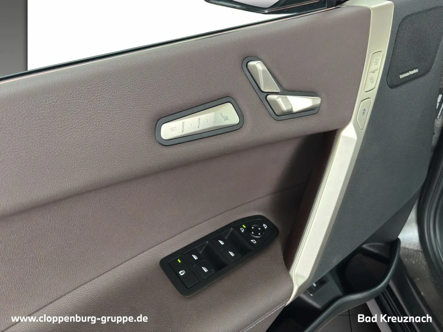 iX xDrive40 Head-Up+AHK+StHz+StKlima+Navi+ACC