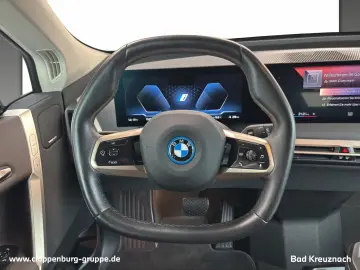 iX xDrive40 Head-Up+AHK+StHz+StKlima+Navi+ACC