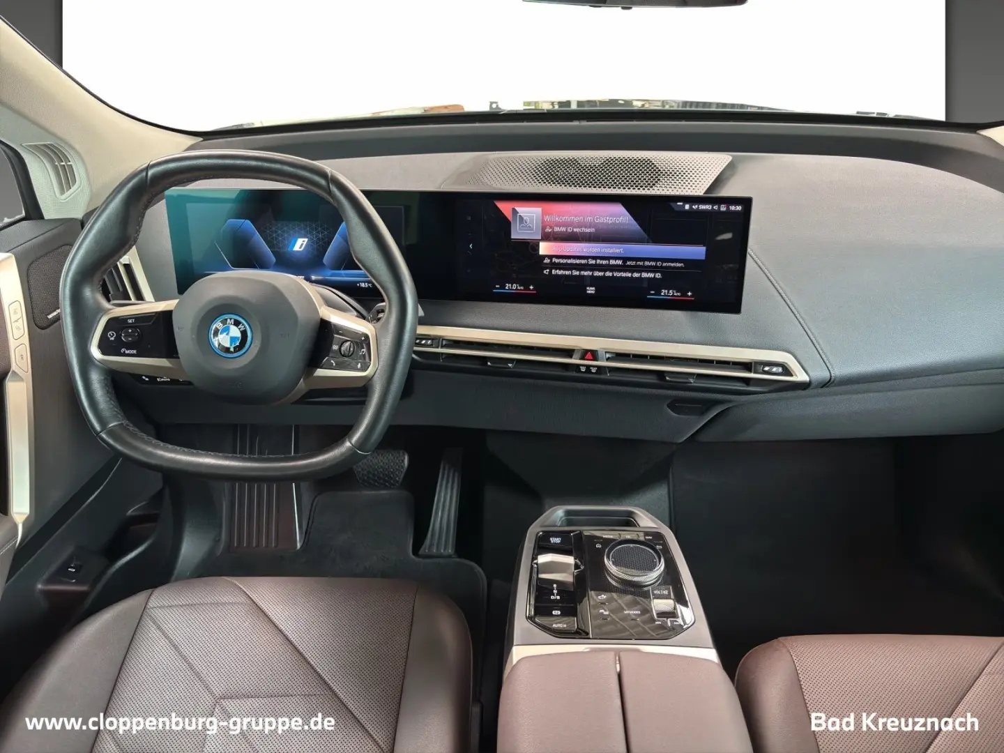 iX xDrive40 Head-Up+AHK+StHz+StKlima+Navi+ACC