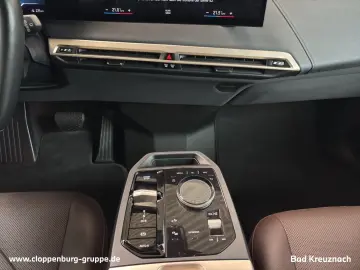 iX xDrive40 Head-Up+AHK+StHz+StKlima+Navi+ACC