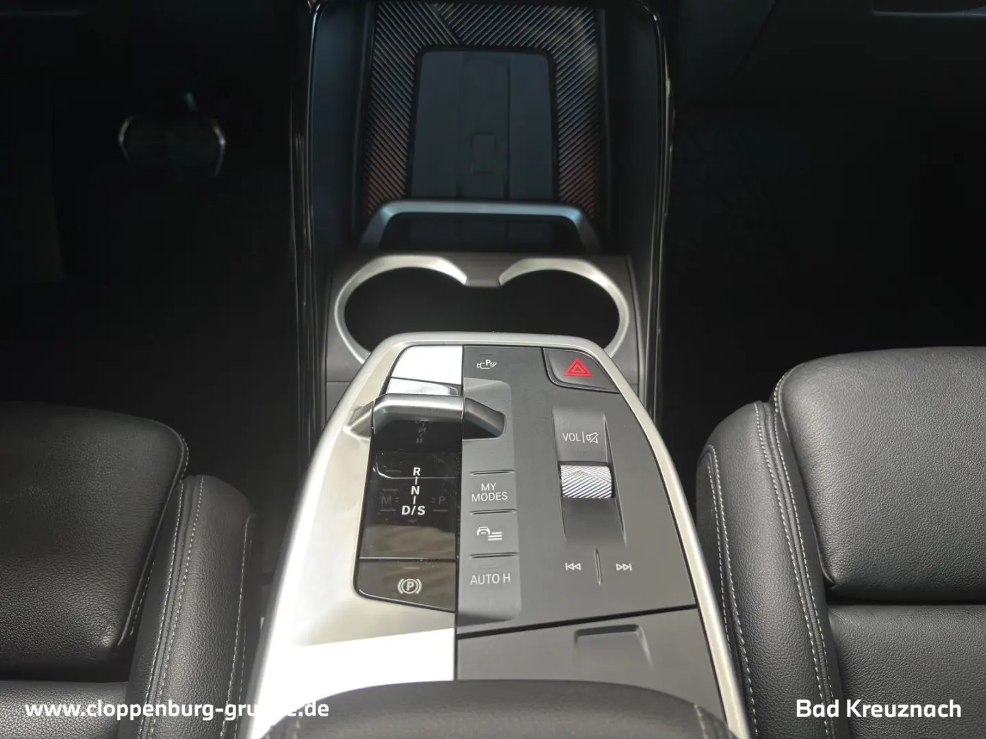 X1 xDrive23i M Sportpaket AHK+Navi+SHZ+KeyGO+BT