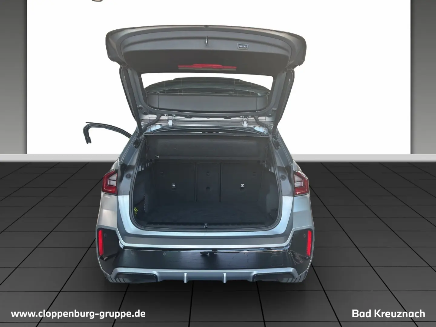 X1 xDrive23i M Sportpaket AHK+Navi+SHZ+KeyGO+BT