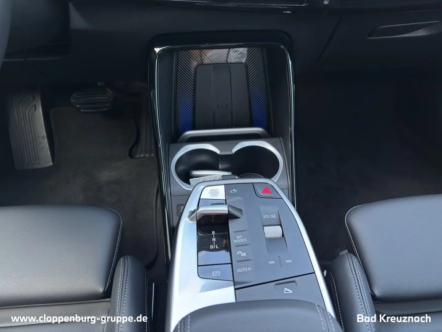 X1 sDrive20i xLine Head-Up+AHK+Navi+ACC+SHZ+LED