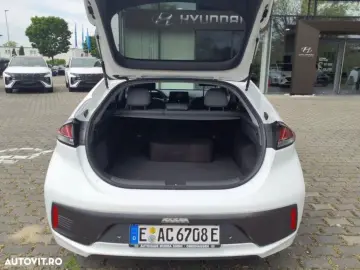 HYUNDAI IONIQ - plug in Hybrid 2022 / 9200km