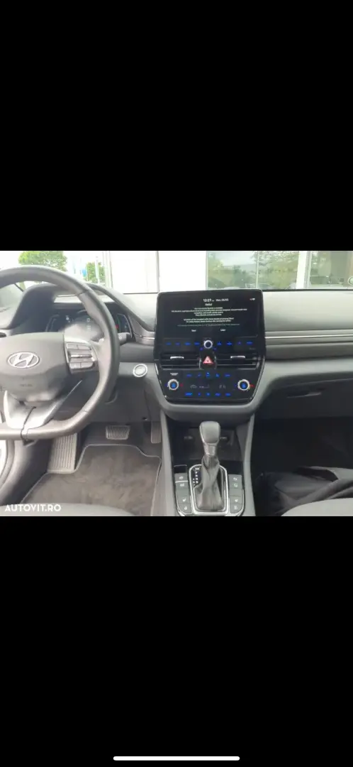 HYUNDAI IONIQ - plug in Hybrid 2022 / 9200km