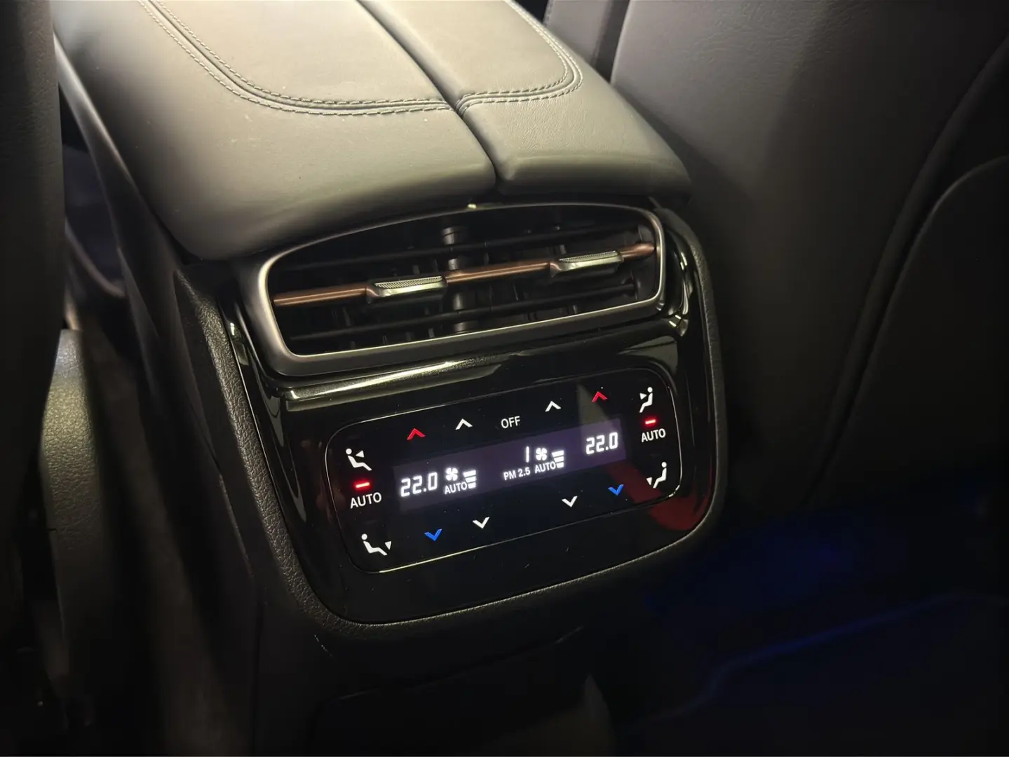 EQE 43 AMG SUV 4M Airmatic*HUD*360°*Burmester+++