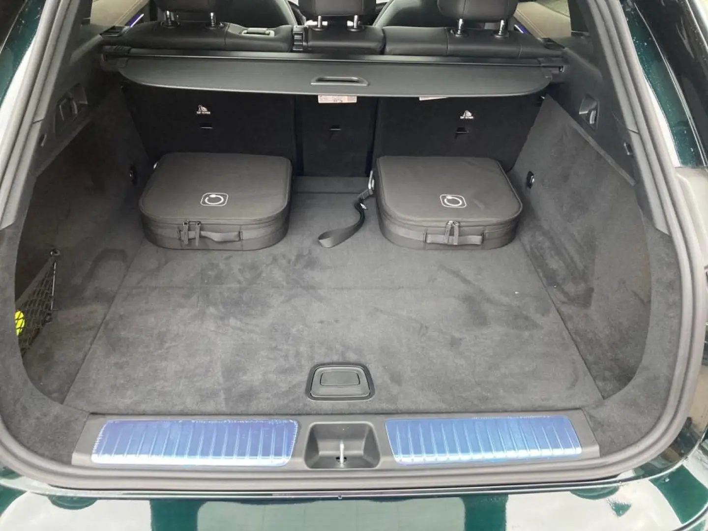 EQE 43 AMG SUV 4M +SHZ+Pano+AHK+HUD+S-Sitz+ACC