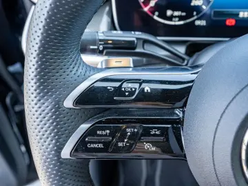 GLC 300 4M Coupé AMG-Sport/DIGITAL/360/Pano/AHK