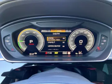 A8 60 TFSIe qu. *Dig.-Matrix*Pano*HuD*Air*B&O*