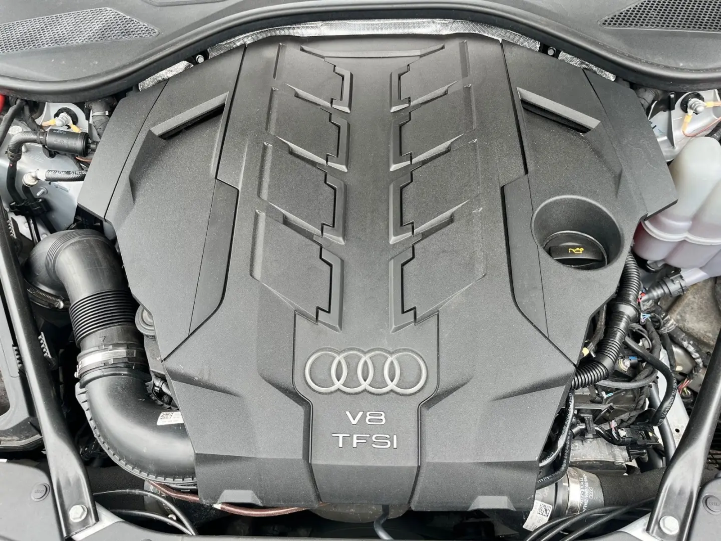 A8 60 TFSI quattro 21