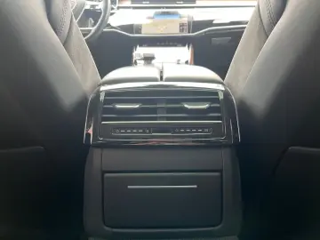 A8 60 TFSI quattro 21