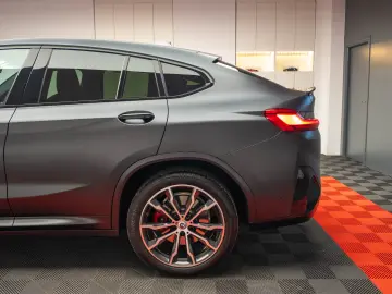 BMW X4 M40i - Panoramic - 360 - H&K - ACC
