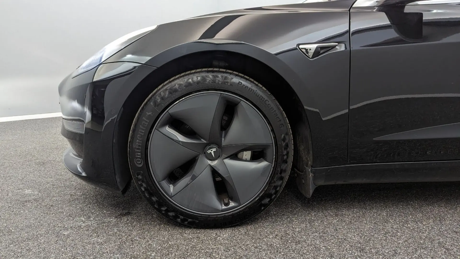 Model 3 Long Range Dual AWD*PANO*BLACK/BLACK