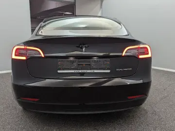 Model 3 Long Range Dual AWD*PANO*BLACK/BLACK