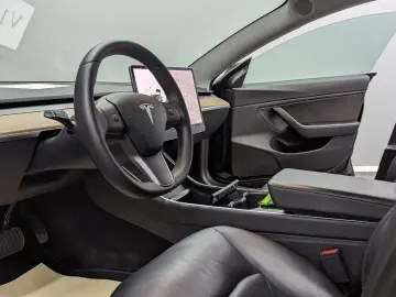 Model 3 Long Range Dual AWD*PANO*BLACK/BLACK