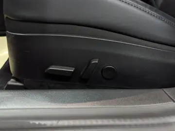 Model 3 Long Range Dual AWD*PANO*BLACK/BLACK
