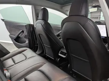 Model 3 Long Range Dual AWD*PANO*BLACK/BLACK