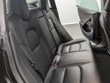 Model 3 Long Range Dual AWD*PANO*BLACK/BLACK