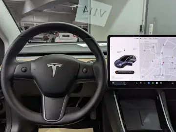 Model 3 Long Range Dual AWD*PANO*BLACK/BLACK