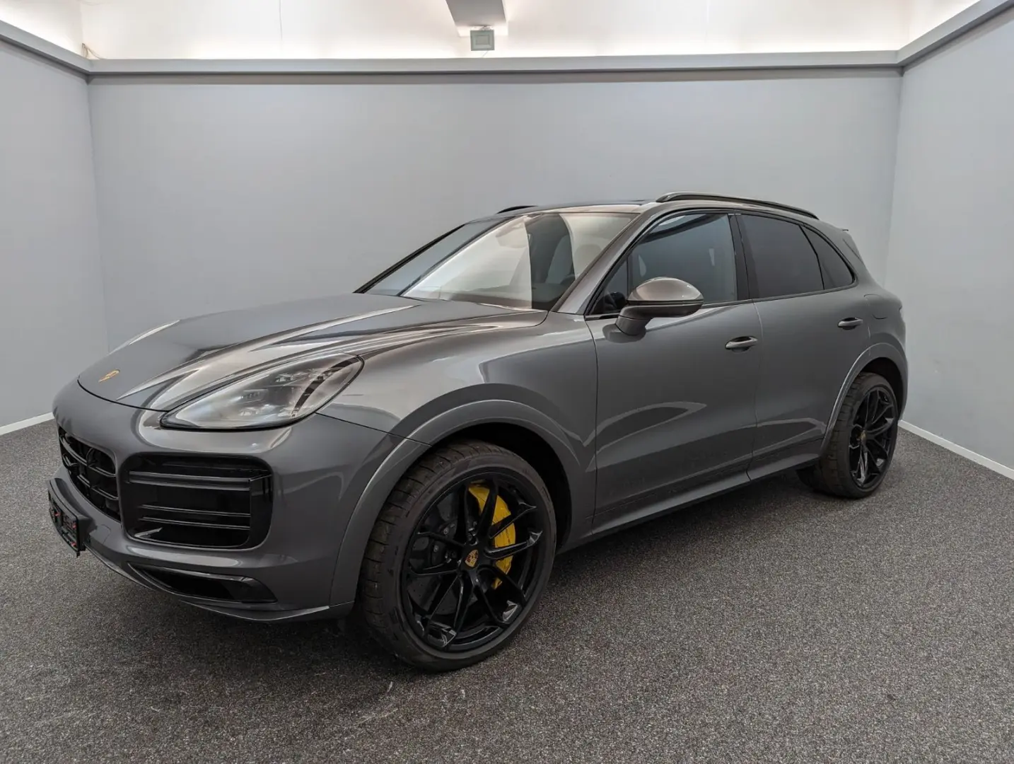 Cayenne Turbo S E-Hybrid*PANO*PCCB*MEGA