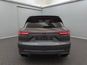 Cayenne Turbo S E-Hybrid*PANO*PCCB*MEGA