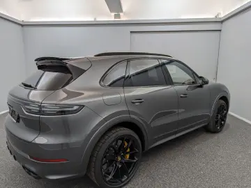 Cayenne Turbo S E-Hybrid*PANO*PCCB*MEGA
