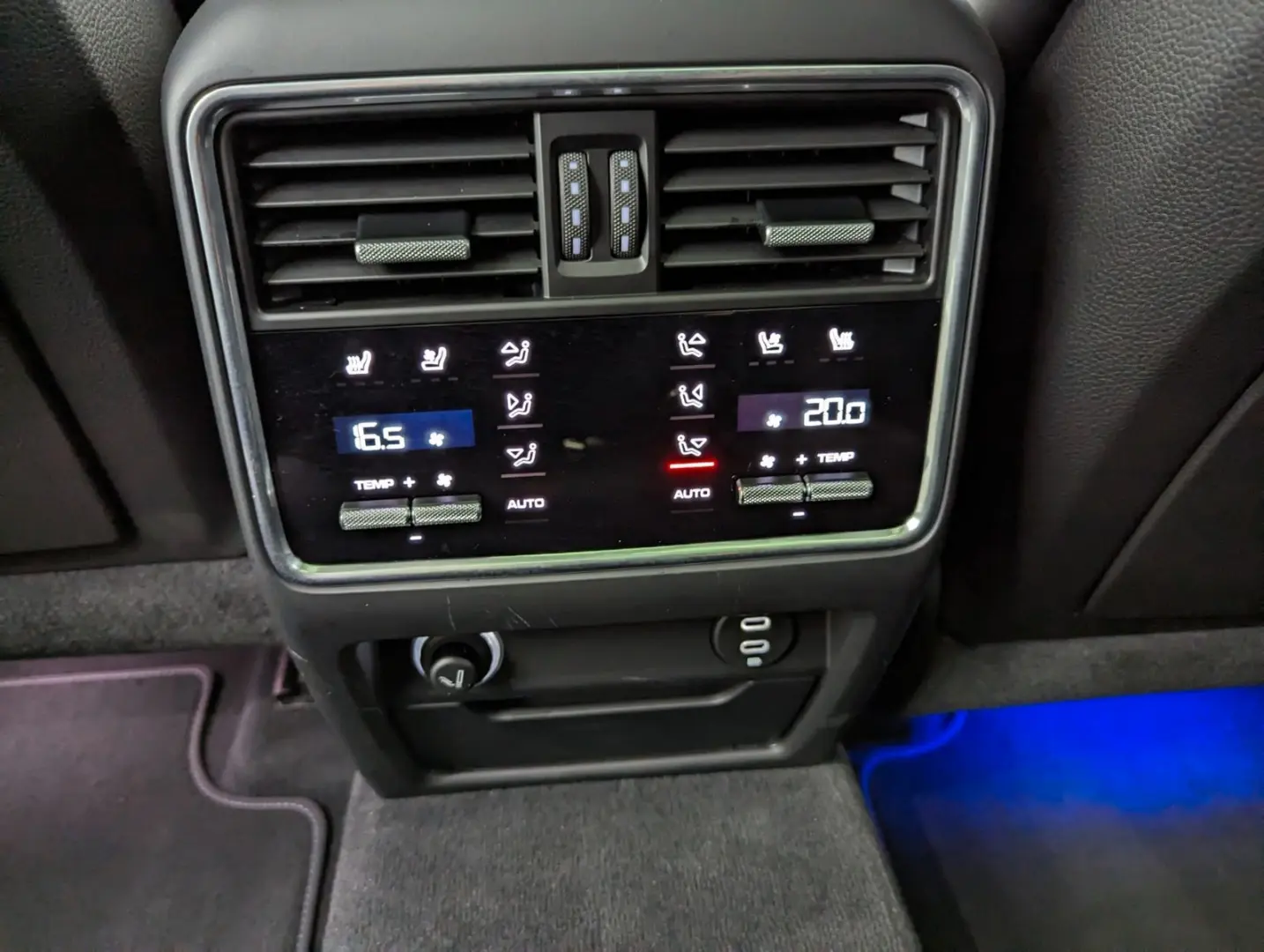 Cayenne Turbo S E-Hybrid*PANO*PCCB*MEGA