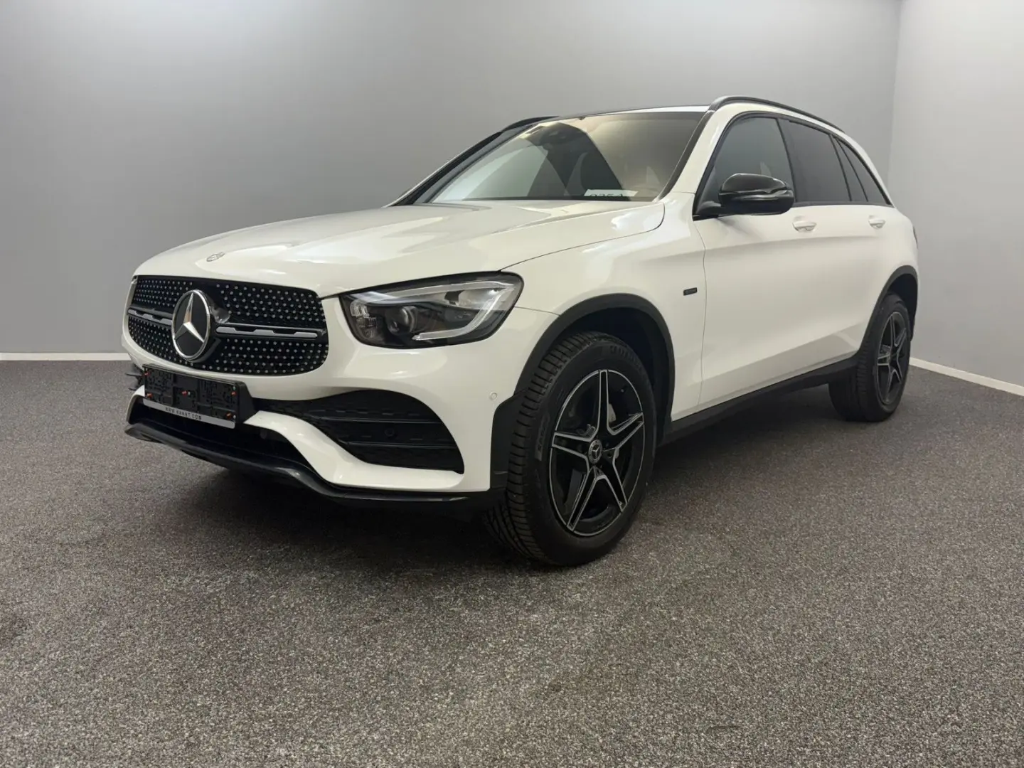 GLC 300de 4M AMG-LINE WIDE*ACC*PANO*AHK*BEAM