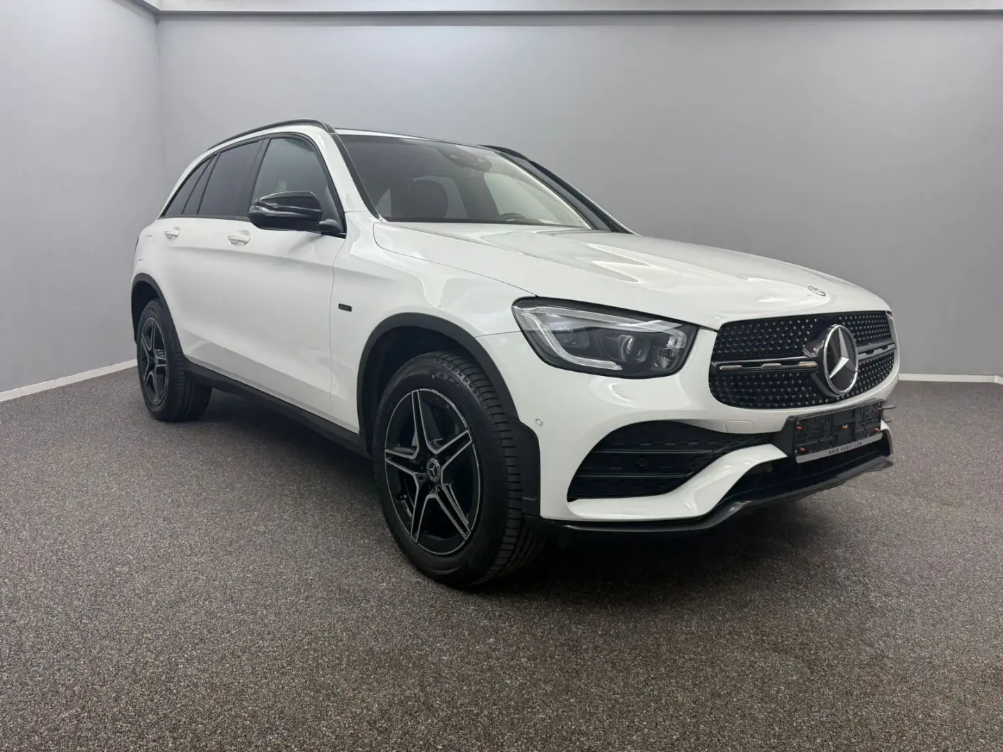 GLC 300de 4M AMG-LINE WIDE*ACC*PANO*AHK*BEAM