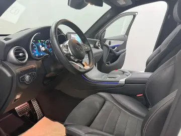 GLC 300de 4M AMG-LINE WIDE*ACC*PANO*AHK*BEAM