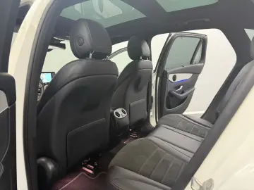 GLC 300de 4M AMG-LINE WIDE*ACC*PANO*AHK*BEAM