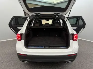 GLC 300de 4M AMG-LINE WIDE*ACC*PANO*AHK*BEAM
