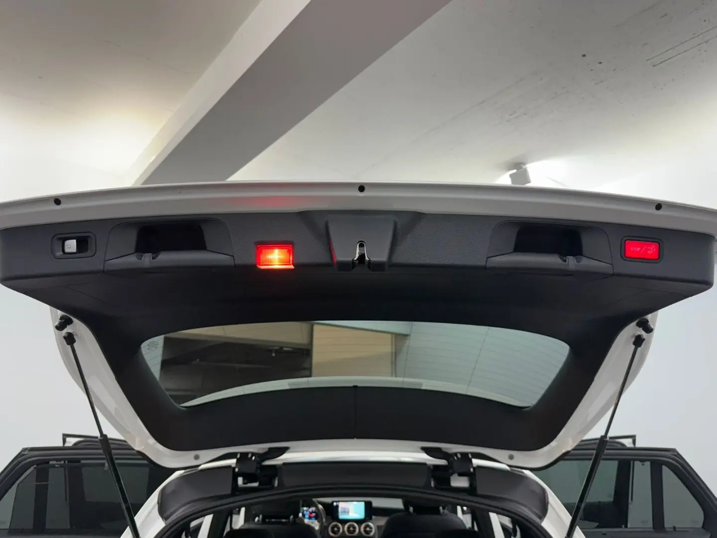 GLC 300de 4M AMG-LINE WIDE*ACC*PANO*AHK*BEAM