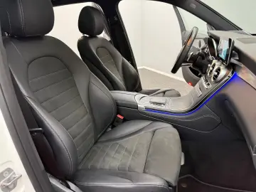 GLC 300de 4M AMG-LINE WIDE*ACC*PANO*AHK*BEAM