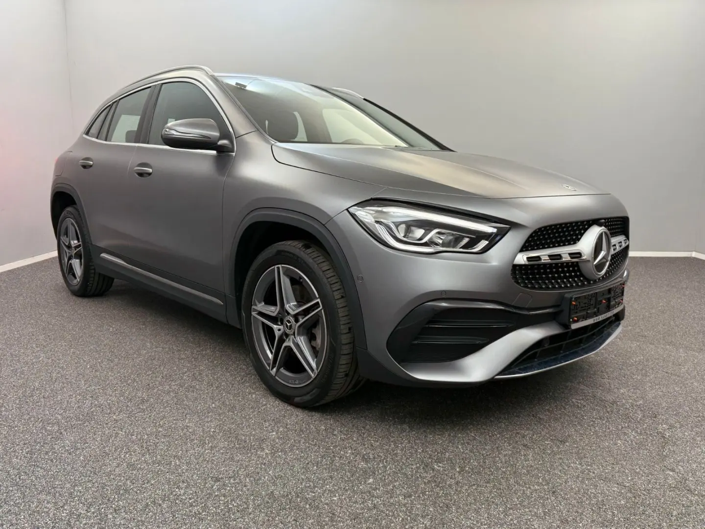 GLA 250e AMG LINE KAM*WIDE*LED*CARPLAY*1-HAND
