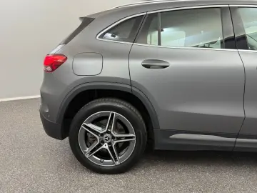 GLA 250e AMG LINE KAM*WIDE*LED*CARPLAY*1-HAND