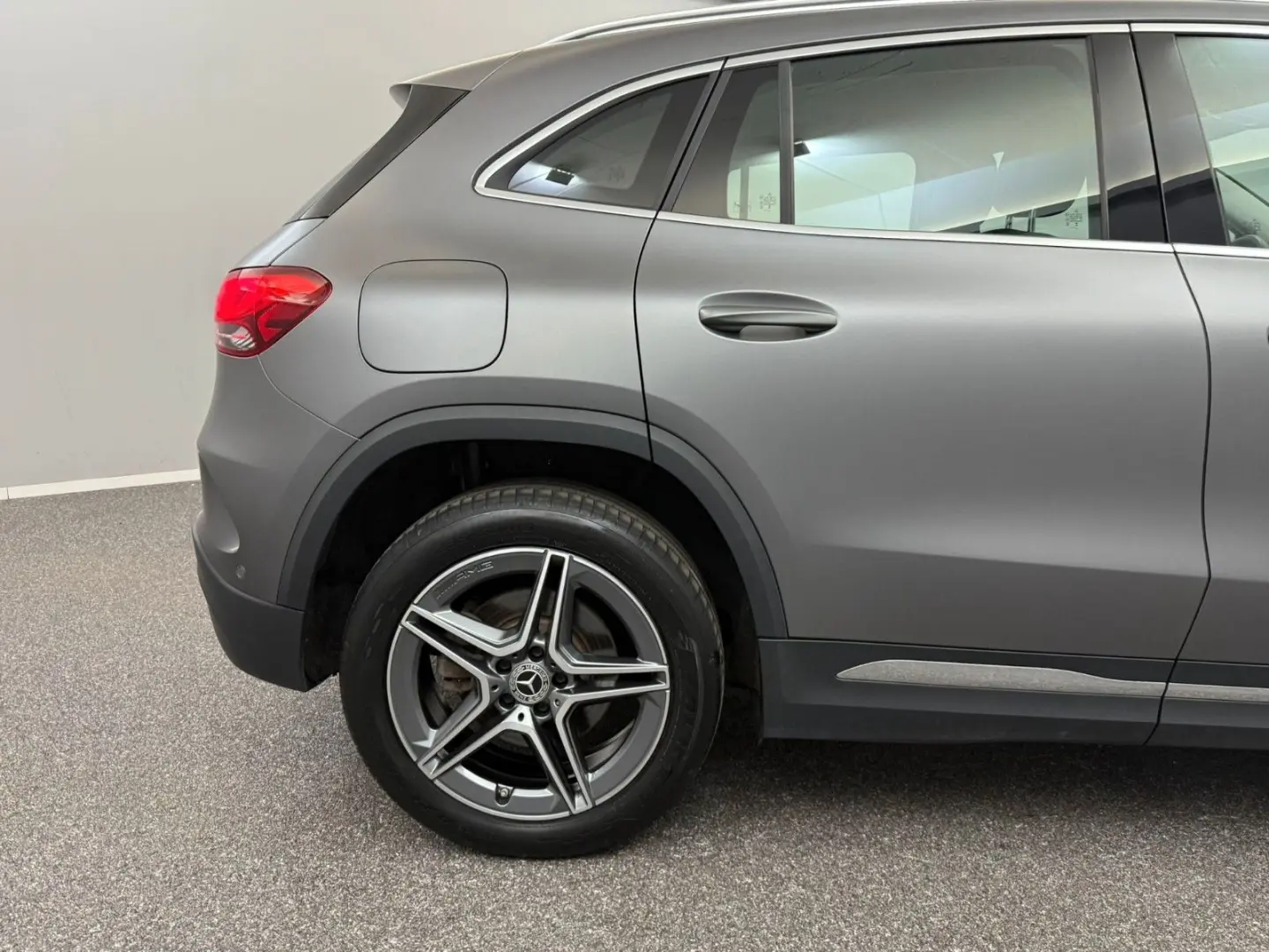 GLA 250e AMG LINE KAM*WIDE*LED*CARPLAY*1-HAND
