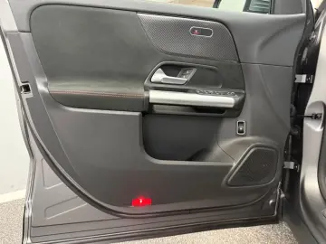 GLA 250e AMG LINE KAM*WIDE*LED*CARPLAY*1-HAND