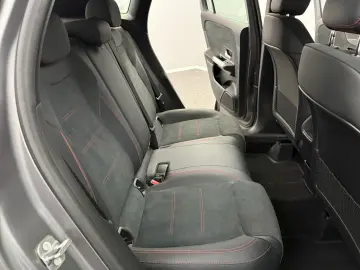 GLA 250e AMG LINE KAM*WIDE*LED*CARPLAY*1-HAND