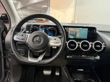 GLA 250e AMG LINE KAM*WIDE*LED*CARPLAY*1-HAND