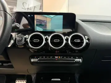 GLA 250e AMG LINE KAM*WIDE*LED*CARPLAY*1-HAND
