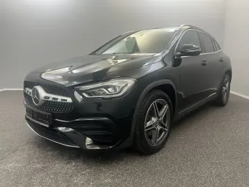 GLA 220d 4M AMG LINE LED ACC DISTR  KAM WIDE