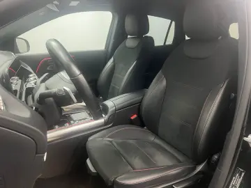 GLA 220d 4M AMG LINE*LED*ACC*DISTR+*KAM*WIDE