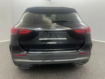 GLA 220d 4M AMG LINE*LED*ACC*DISTR+*KAM*WIDE