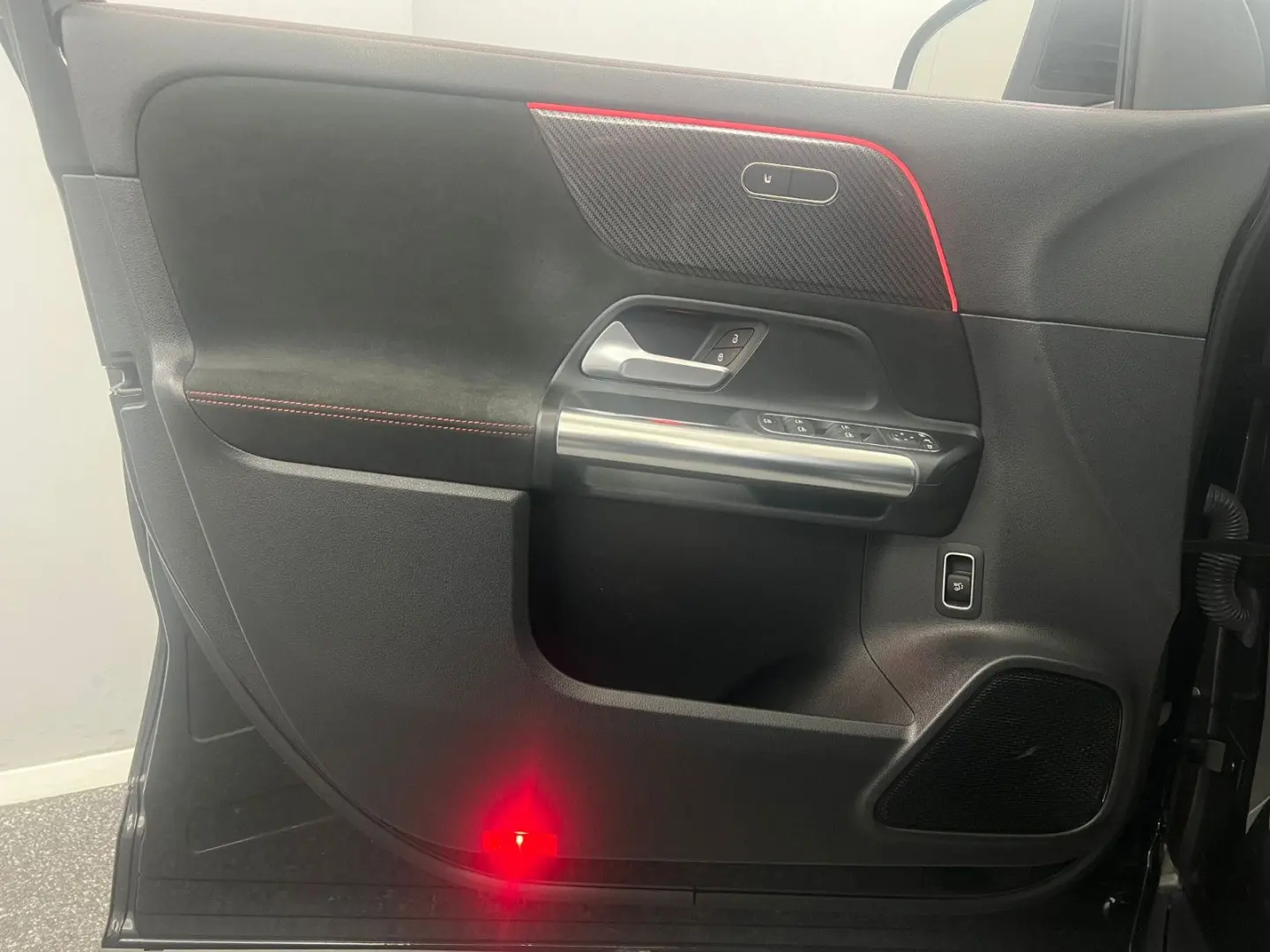 GLA 220d 4M AMG LINE*LED*ACC*DISTR+*KAM*WIDE