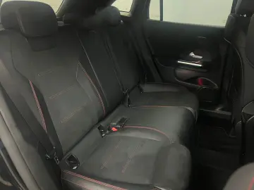 GLA 220d 4M AMG LINE*LED*ACC*DISTR+*KAM*WIDE