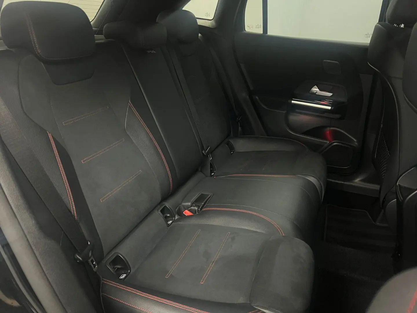 GLA 220d 4M AMG LINE*LED*ACC*DISTR+*KAM*WIDE