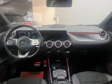 GLA 220d 4M AMG LINE*LED*ACC*DISTR+*KAM*WIDE