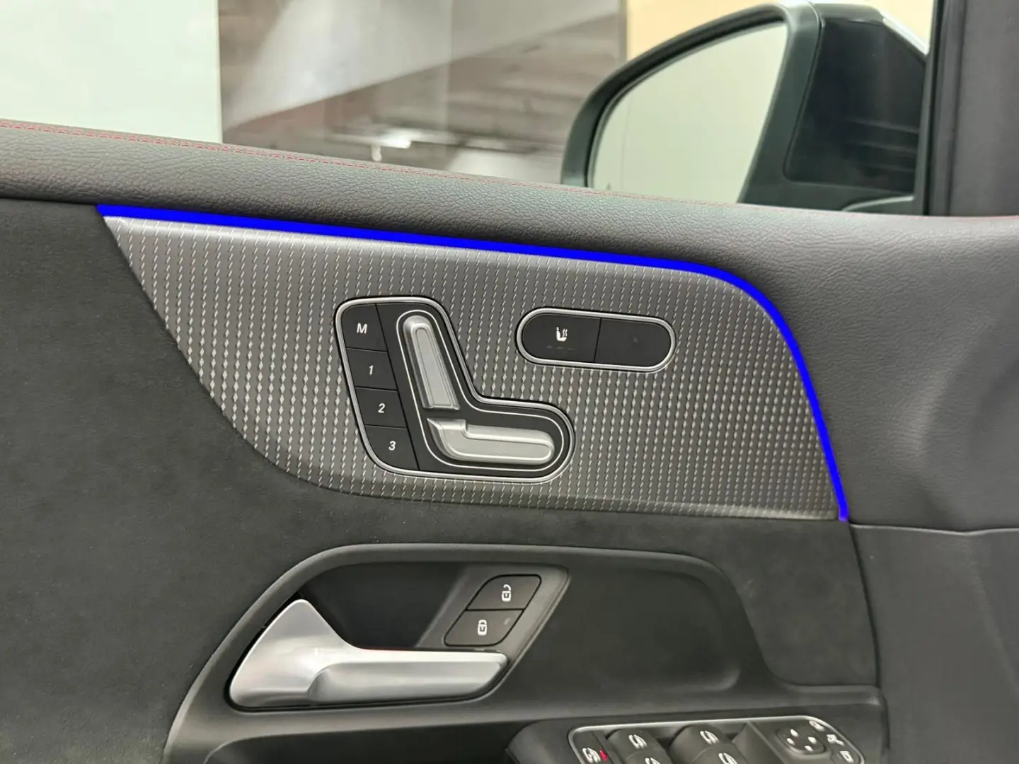 EQB 350 4M AMG LINE*7SITZ*PANO*ACC*BURM*EINMALIG