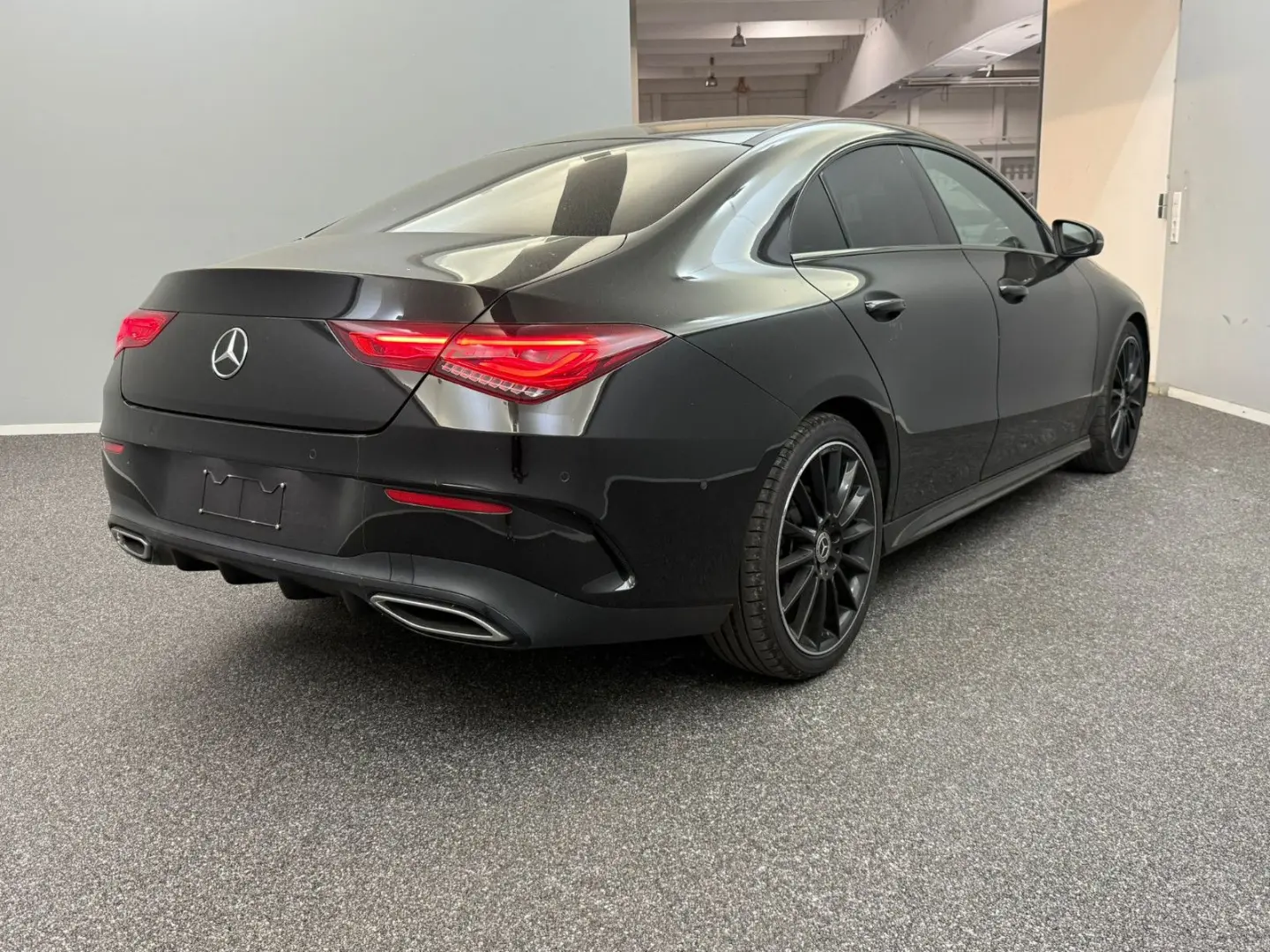 CLA 220 d AMG-LINE*PANO*MBEAM*KAM*AMBI-LIGHT*19Z